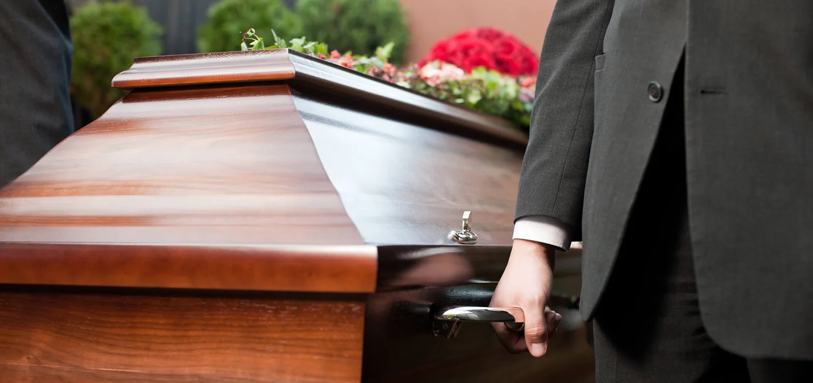 Entenda o Significado do Sepultamento Direto: Tudo o Que Você Precisa Saber