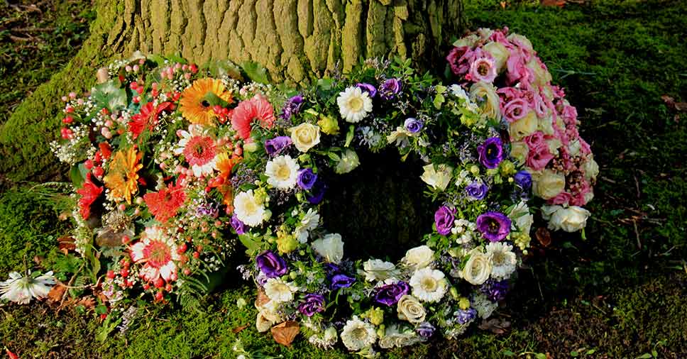 Descubra o Preço de uma Coroa de Flores para uma Homenagem Significativa